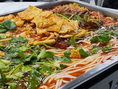 -在巷子里的烤肉店·螺蛳粉烤鱼·牛蛙(和美城店)