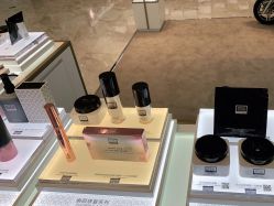 -奥伦纳素Erno Laszlo