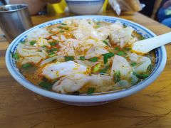 -胖子馄饨坊