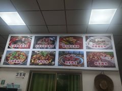 -苗侗地道红酸.酸汤鱼·酸汤牛肉