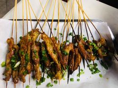 猪鼻筋-怂嘴冷锅串串&乐山烧烤(中赢康康谷店)