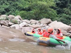 -雅鲁激流探险漂流