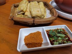 石屏烤豆腐-老滇山寨•云南特色菜•地方菜•民族风情歌舞表演(金碧店)