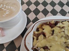 -Rabbit Cafe私房西餐甜点咖啡(栖霞路店)