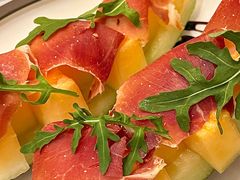 -普朗姆生蚝牛排馆 The Plump Oyster(成都摩方购物中心店)