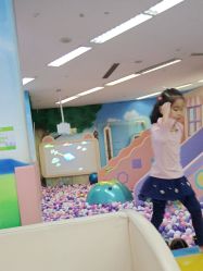 -孩子王(昆山招商花园城店)