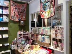 -恋物百货商店(华侨城店)