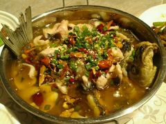 酸菜鱼-六婶西关小厨(光塔路店)