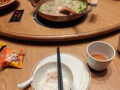 -吃饭皇帝大土家民族菜(荟聚店)