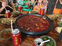 -黄潇洒老火锅(九眼桥宏济巷店)