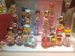 -泡泡玛特POPMART(国金街店)
