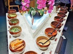 -呷哺呷哺(新世界百货望京店)