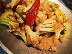 -荷塘秋月·本帮江浙菜(国权路店)
