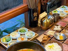 -银米·云南传统过桥米线(双廊黑金冠店)