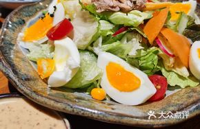 Tuna Soft-Boiled Egg Salad