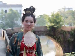 -汉仪华裳汉服旗袍·摄影写真馆(乌镇西栅店)