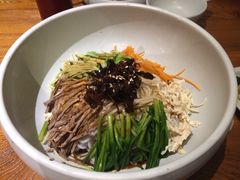 鸡丝凉米线-云海肴·汽锅鸡·云南菜(天津国金汇店)