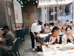-海底捞火锅(长宁路龙之梦店)