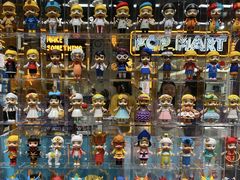 -泡泡玛特POPMART(上海环球港店)