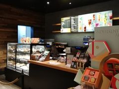 面包甜点陈列柜-星巴克(深圳梅林虹湾店)