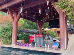 -七彩云南古滇温泉山庄