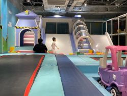 -利奥梦幻主题乐园(爱琴海购物公园店)