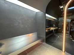 -一家只做男发烫染的店