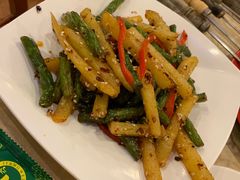 -维吾尔餐厅(宜山路店)