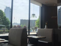 -必胜客(华邦银泰店)