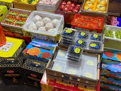 自助取餐区-上海龙吴水胜海发市场