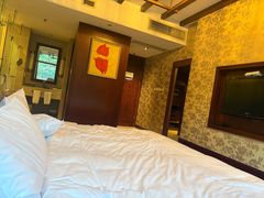 -中铁花水湾温泉酒店(大邑店)