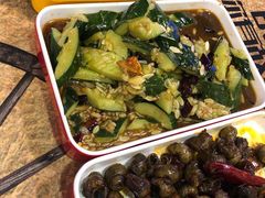 -特色酱椒鱼私房菜(黄鹤楼店)
