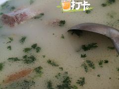 -美顺香食府鱼头老店(雪野湖店)