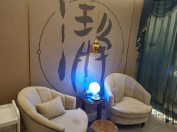 -瀞莱美美容中心