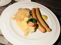-LENBACH兰巴赫西餐啤酒坊(大连东港店)