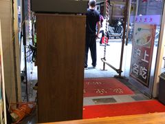 -九斤黄三黄鸡专卖店