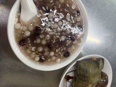 -芳婆糕团店(王府大街店)