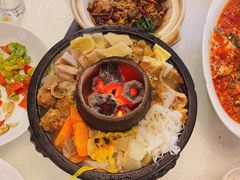 腾冲土锅子-云腾食府·云南菜