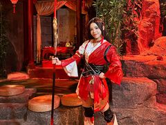 -暴风岛沉浸式体验馆(百联世纪店)