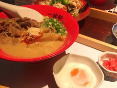 -一豚轩·烧鸟·豚骨拉面(五四路店)