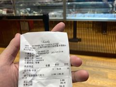 -VENCHI 闻绮(上海佛罗伦萨小镇店)