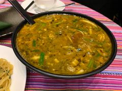 -香巴拉云南餐厅(华莱坞店)