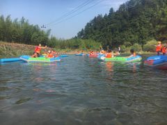 -龙井峡漂流