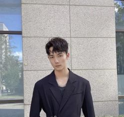 -贝勒爷专业男发