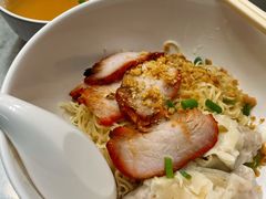 -亚明蟹肉面特大虾饺(สีลม)