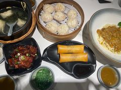 -馋三尺蟹粉小笼(人民广场店)