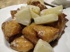 菠萝油条虾-渔太泰漓江小馆·广西融合菜(西街店)