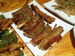 -霄汉牛三鲜湖北砂锅菜(万松园2店)
