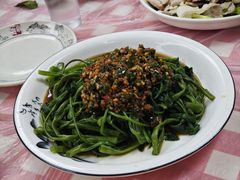 -洪霞餐馆