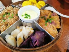 -黄桷树曹家私房菜(江与城店)
